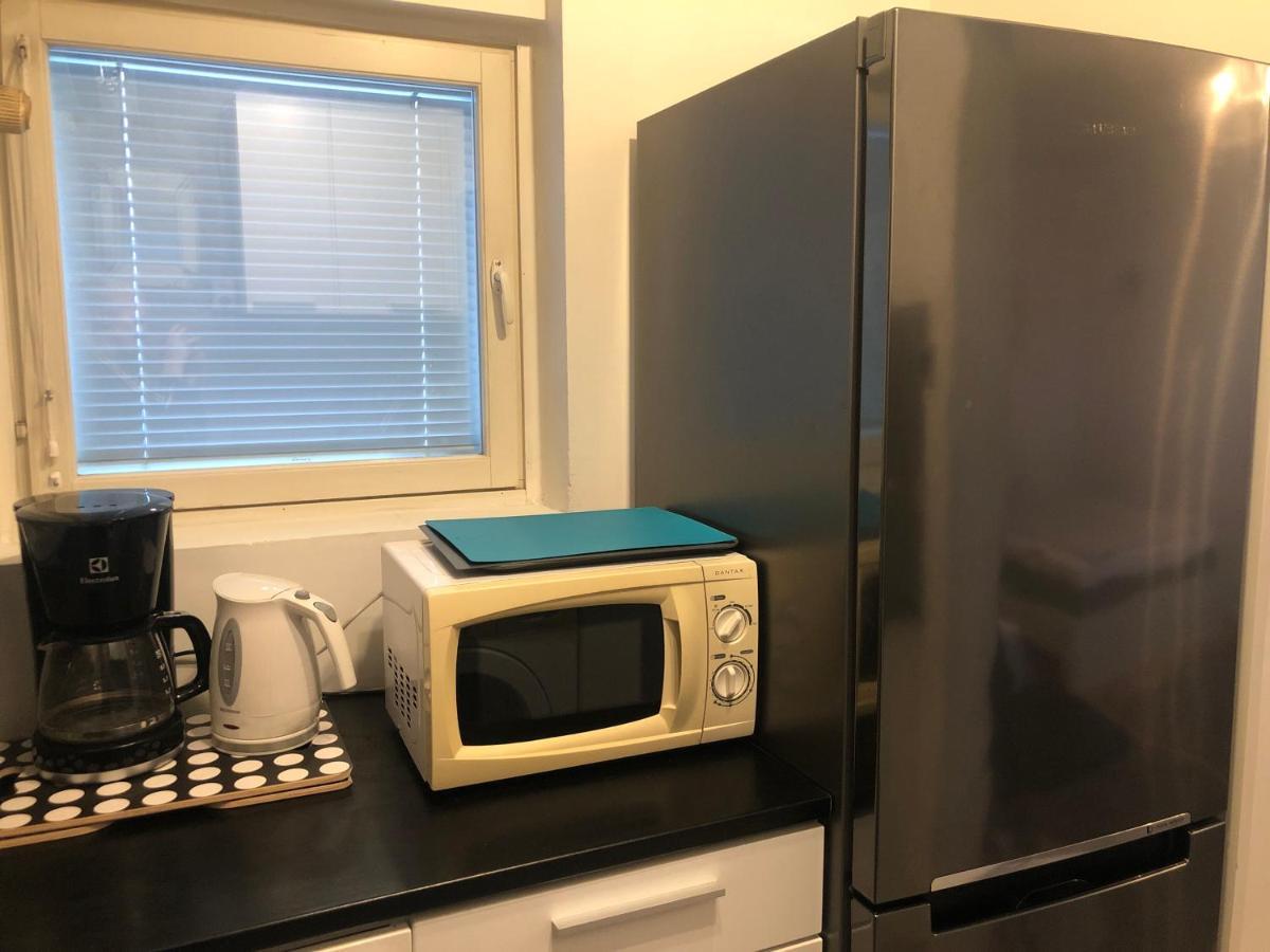 Apartamento Yksio Kilometri Jokirannasta Forilta Turku Exterior foto